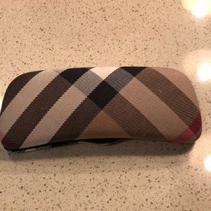 Burberry Accessories - Authentic Burberry Plaid Sunglasses Case Burberry Accessories - Authentic Burberry Plaid Sunglasses Case